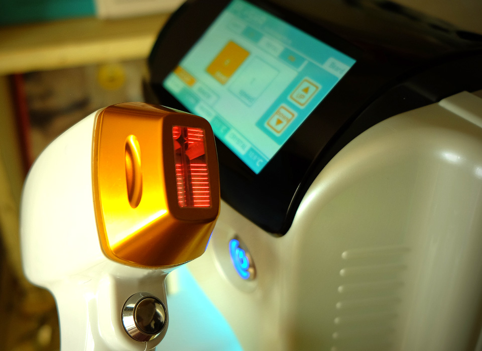 LED脱毛器、LED美顔器　ステーシー　イメージ画像